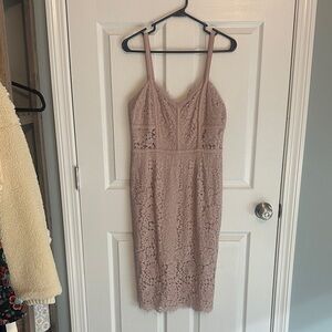 Express Chic Lace Midi Dress in Blush Pink